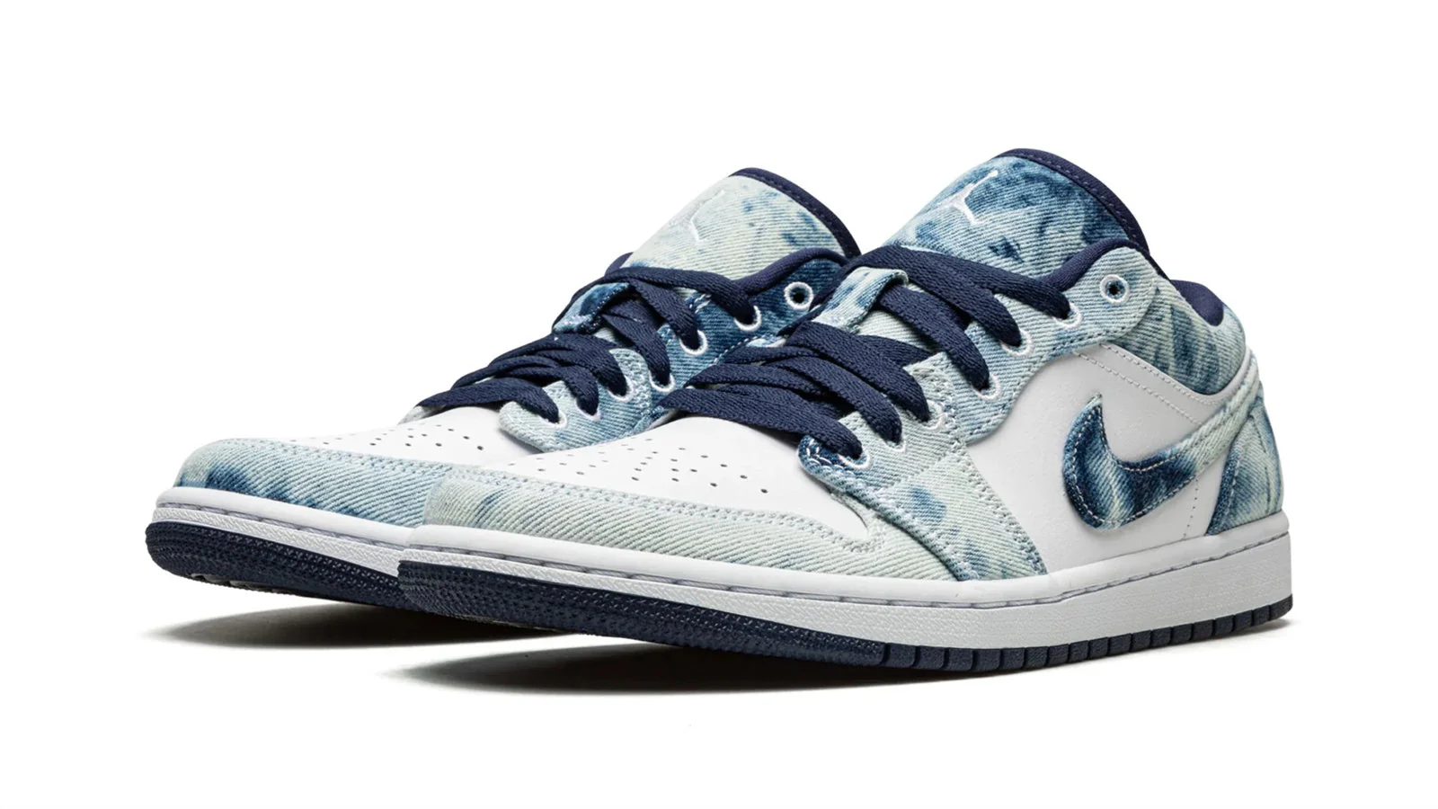 Air Jordan 1 Low SE 