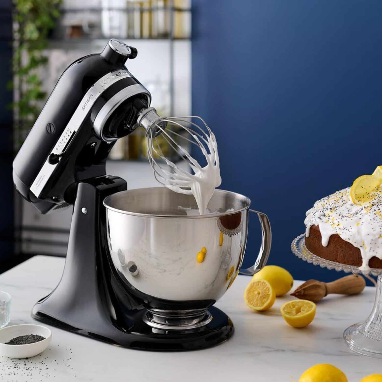 KitchenAid Küchenmaschine I Artisan I Kippbarem Food Processor I Teigknetmaschine mit 5 Zubehör | 2 Schüsseln aus Edelstahl | 4.8 L | Schwarz