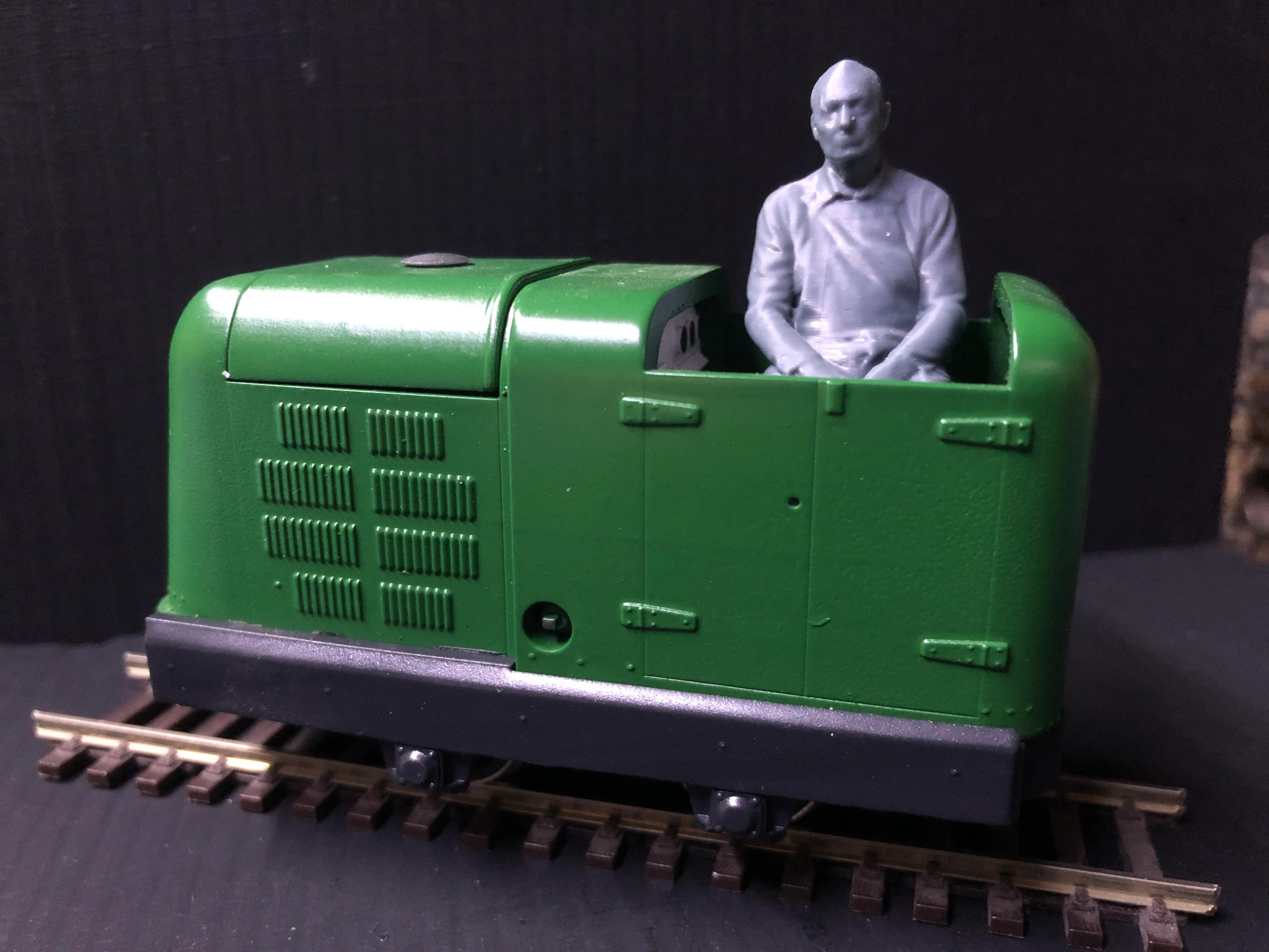 GN15 - Diesel critter -NEW RA Lister - (G-scale on 00 track uses a Smokey Joe for Power)