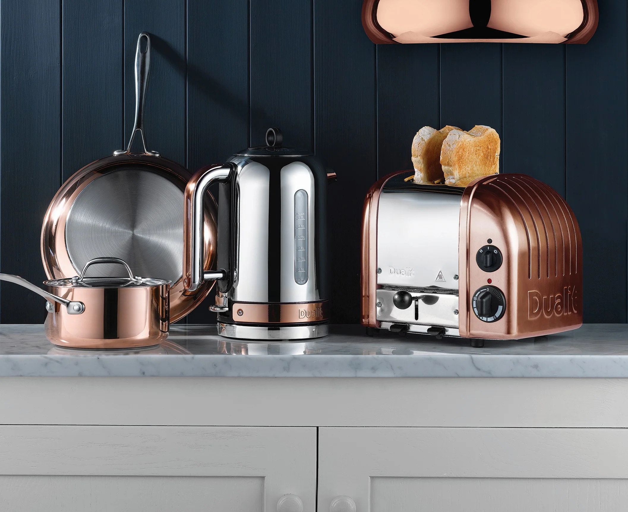 2025 Dualit Toaster Set 3 �C 2-sleuf Toaster met Broodjeshouder en Twee Sandwichklemmen