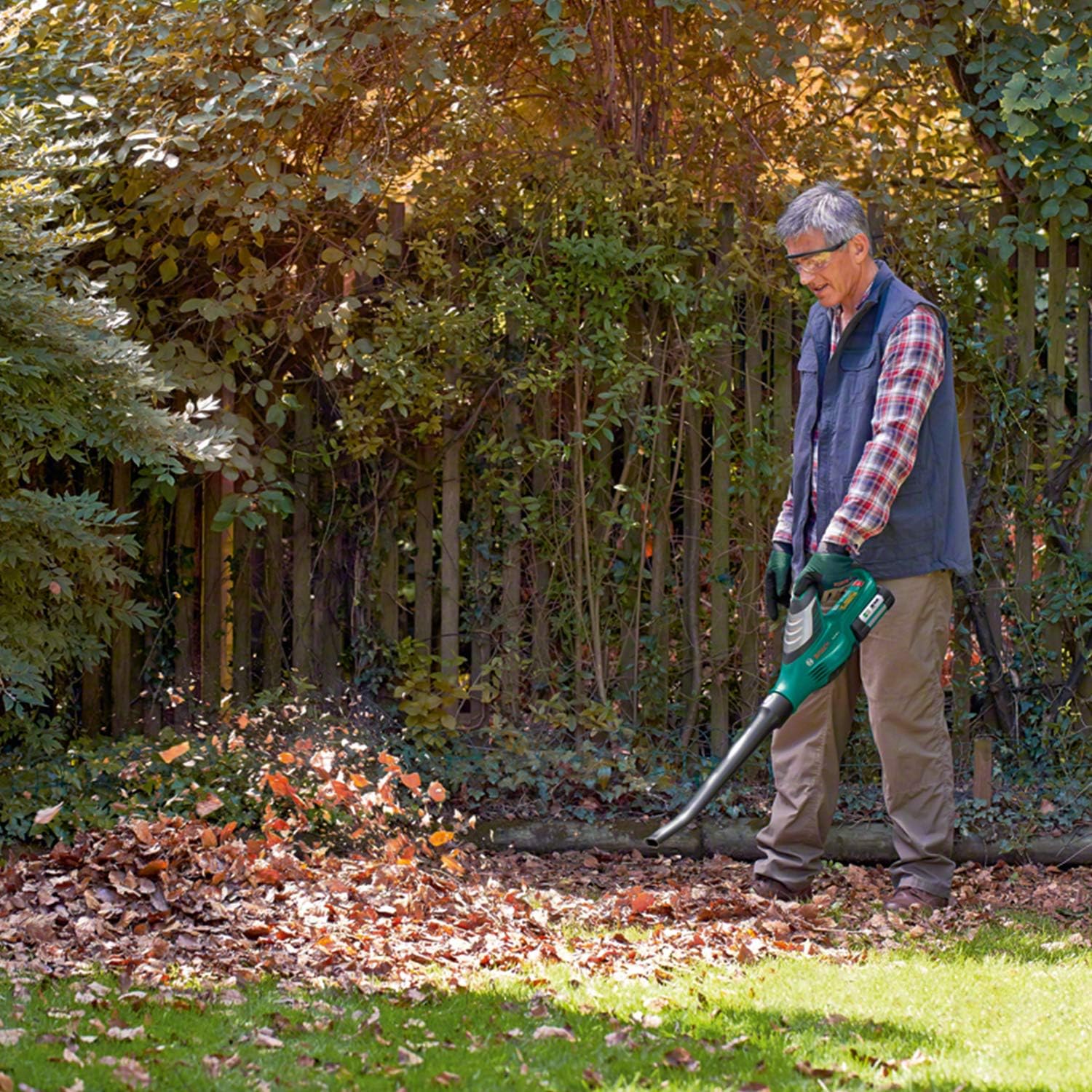 Bosch Accu-bladblazer AdvancedLeafBlower 36V-750 (1x 2,0 Ah accu, 36 volt systeem, voor het verwijderen van hardnekkige bladeren op grote oppervlakken, laag gewicht: 2,8 kg, in doos)