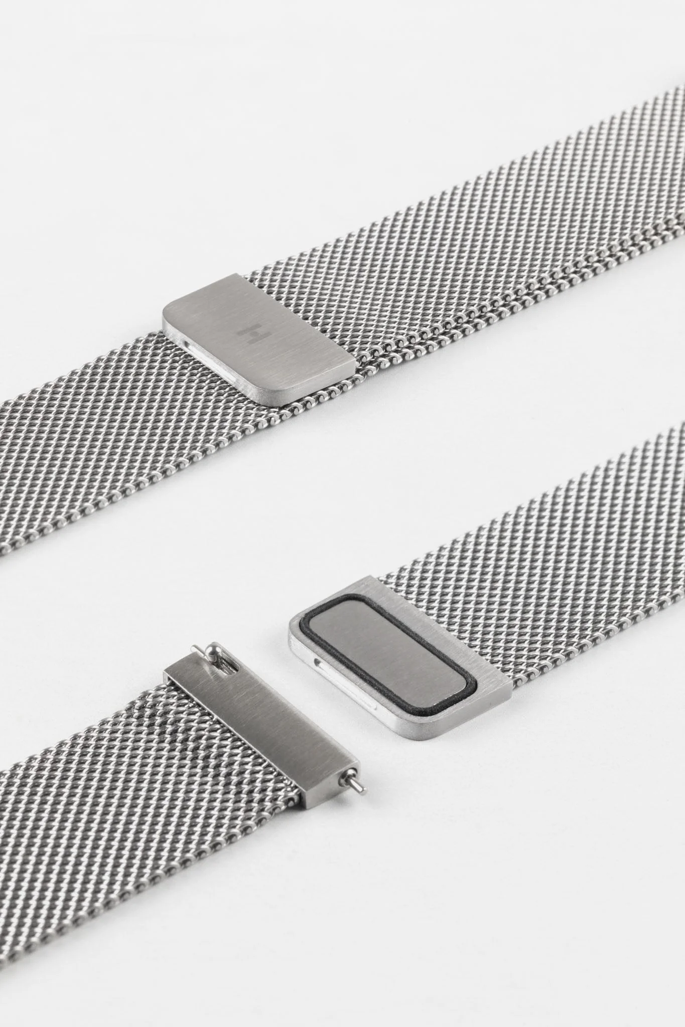 Hirsch MILANAISE Mesh Watch Band in SILVER