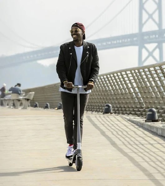 Unagi – The Model One E350 Ultralight Foldable Electric Scooter 15mi Max Operating Range & 15.5mph Max Speed – Grey