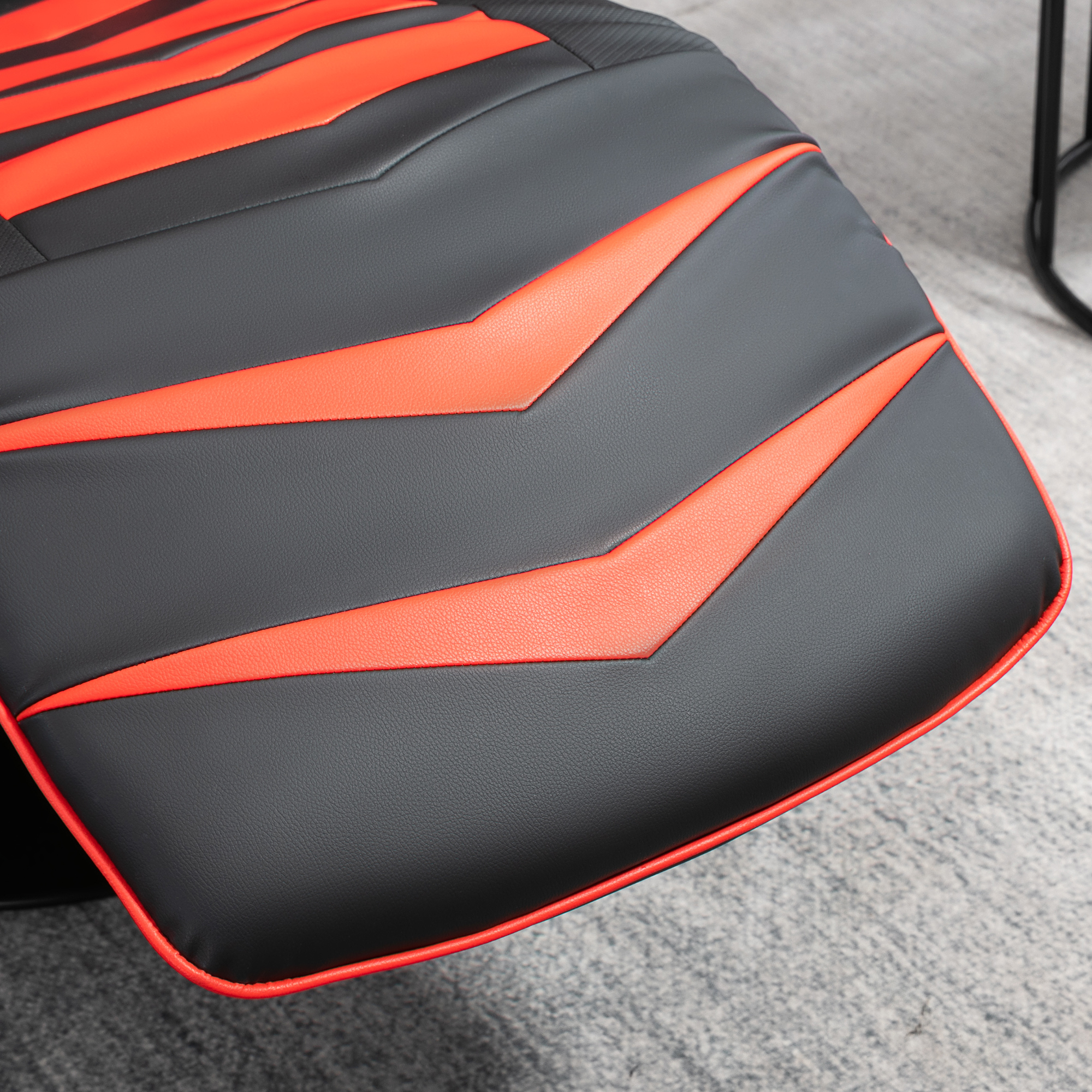 Gaming-stoel met massagefunctie, inclusief voetensteun, ligfunctie, rood + zwart.