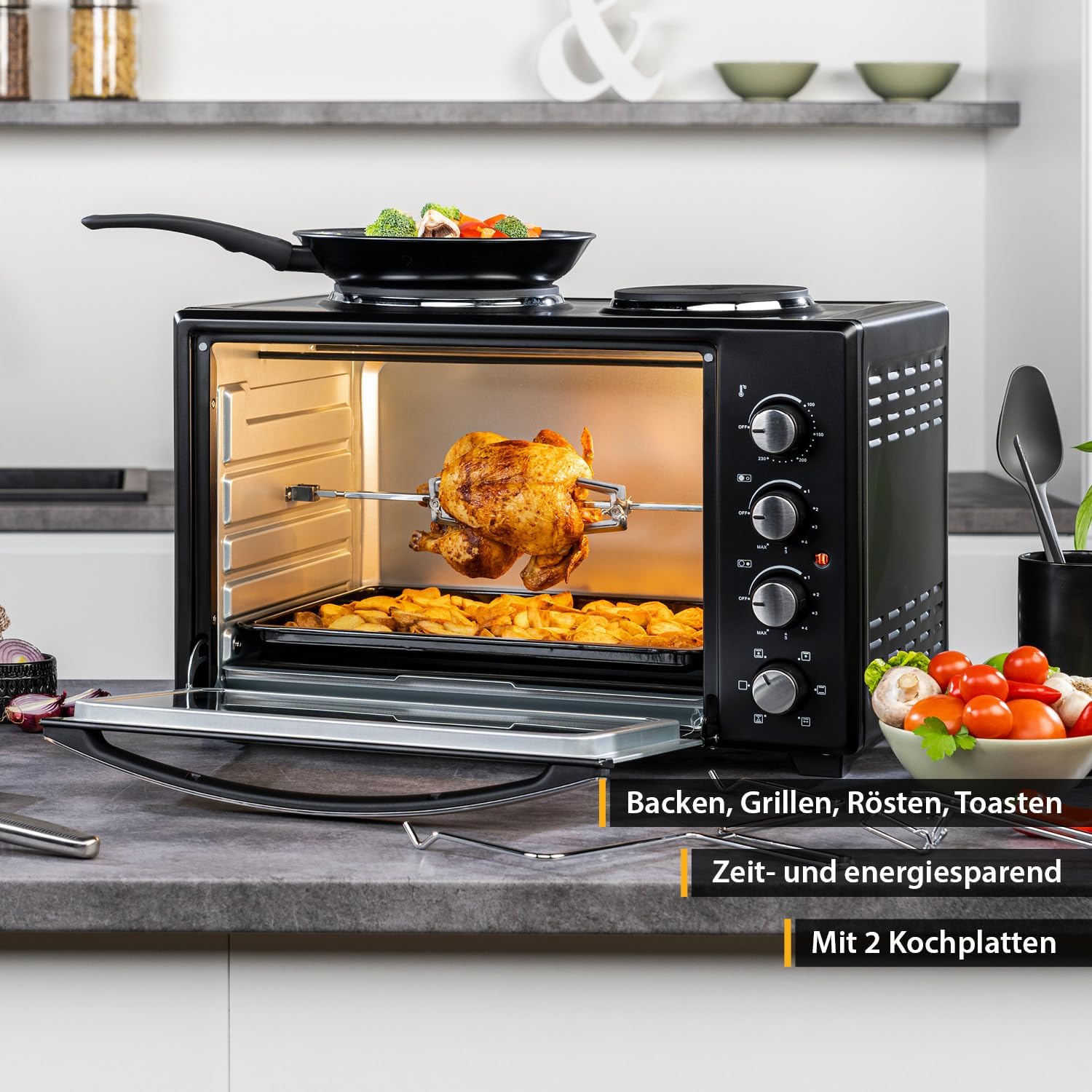 TZS First Austria Mini-Backofen mit Kochplatten | 45 Liter Fassungsvermögen, 3200W, Umluft, max 230°C | Backblech, Drehspieß, Grillrost, Innenbeleuchtung | kompakt für Camping, Wohnheim & Kleinküchen