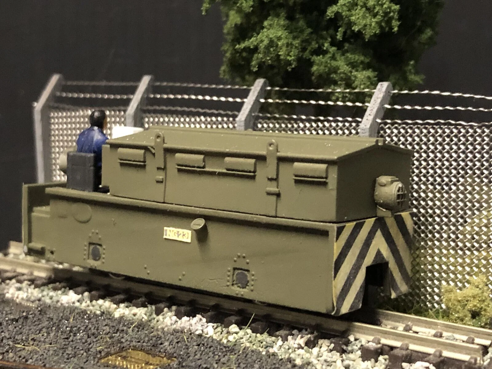 OO9 Baguley Drewy electric loco kit - fits onto a KATO 109 chassis - 009