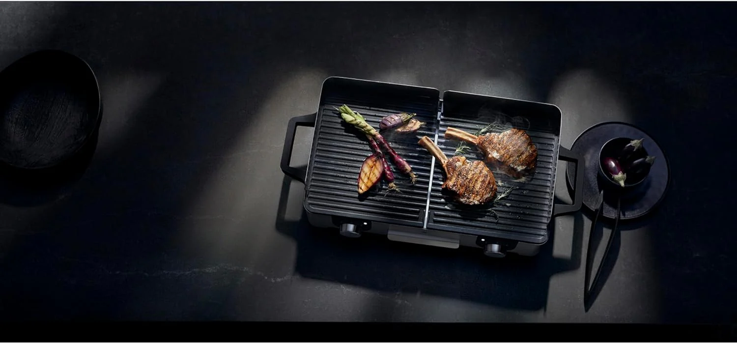 WMF Lono Master-Grill, Elektrogrill, 50x28 cm, Elektrogrill Tischgrill mit Windschutz und Auffangschale, Outdoorzertifiziert f��r Barbecue, 2 getrennt regulierbare Grillfl?chen, 2400 W, edelstahl matt