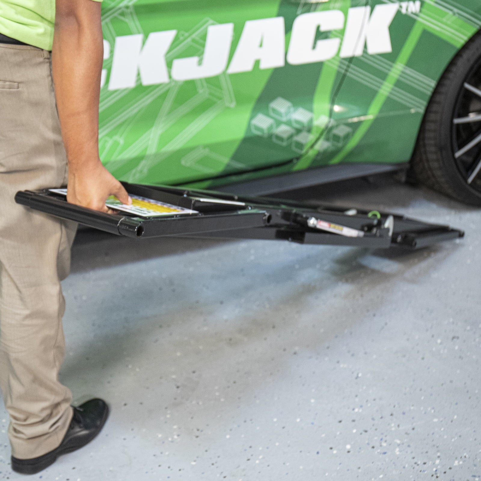 QuickJack 5000TL Bundle 5,000lb Capacity Portable Car Lift with 110V Power Unit