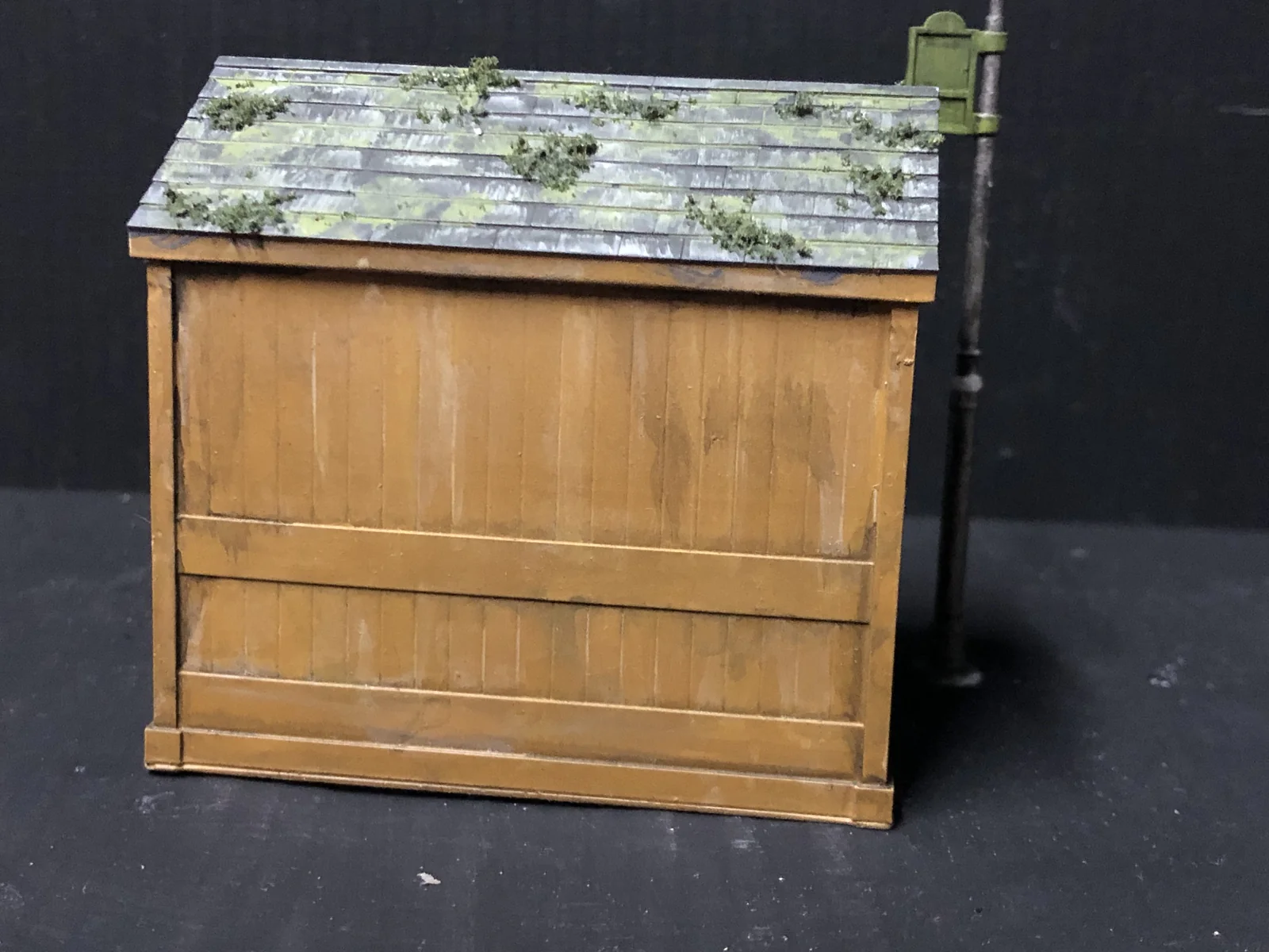 7mm Country Bus Shelters and bus flag - 7mm, O,O-16.5mm