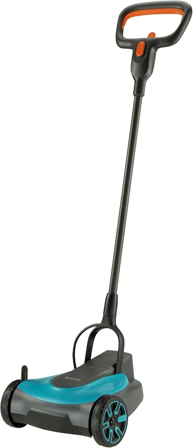 Gardena Akku-Rasenm?her HandyMower 22/18V P4A Ready-To-Use Set: Handrasenm?her, f��r Rasenfl?chen bis zu 50 m2, Schnitth?henverstellbar, inkl. 18V P4A Akku (14620-20)