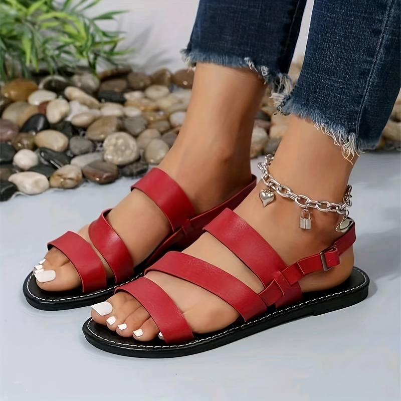 Schicke Damen-Sommersandalen mit drei Riemen f��r jeden Anlass