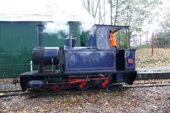 OO9/009 Andrew Barclay Doll Steam Locomotive fits the Kato chassis 11-109