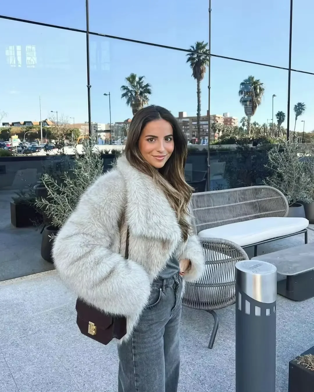 Eleganter Fake Fur Wintermantel f��r Damen