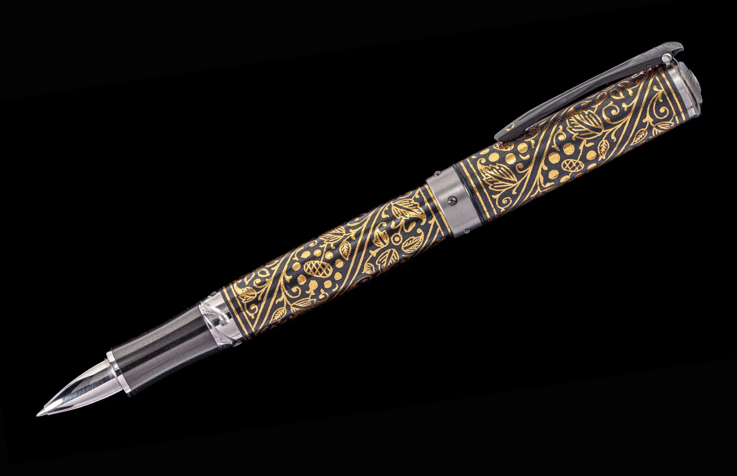 RB8 Cabernet Night Blossom