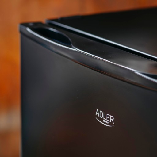 Lodówka podblatowa Mała chłodziarka 58L 63cm hotelowa biurowa na działkę