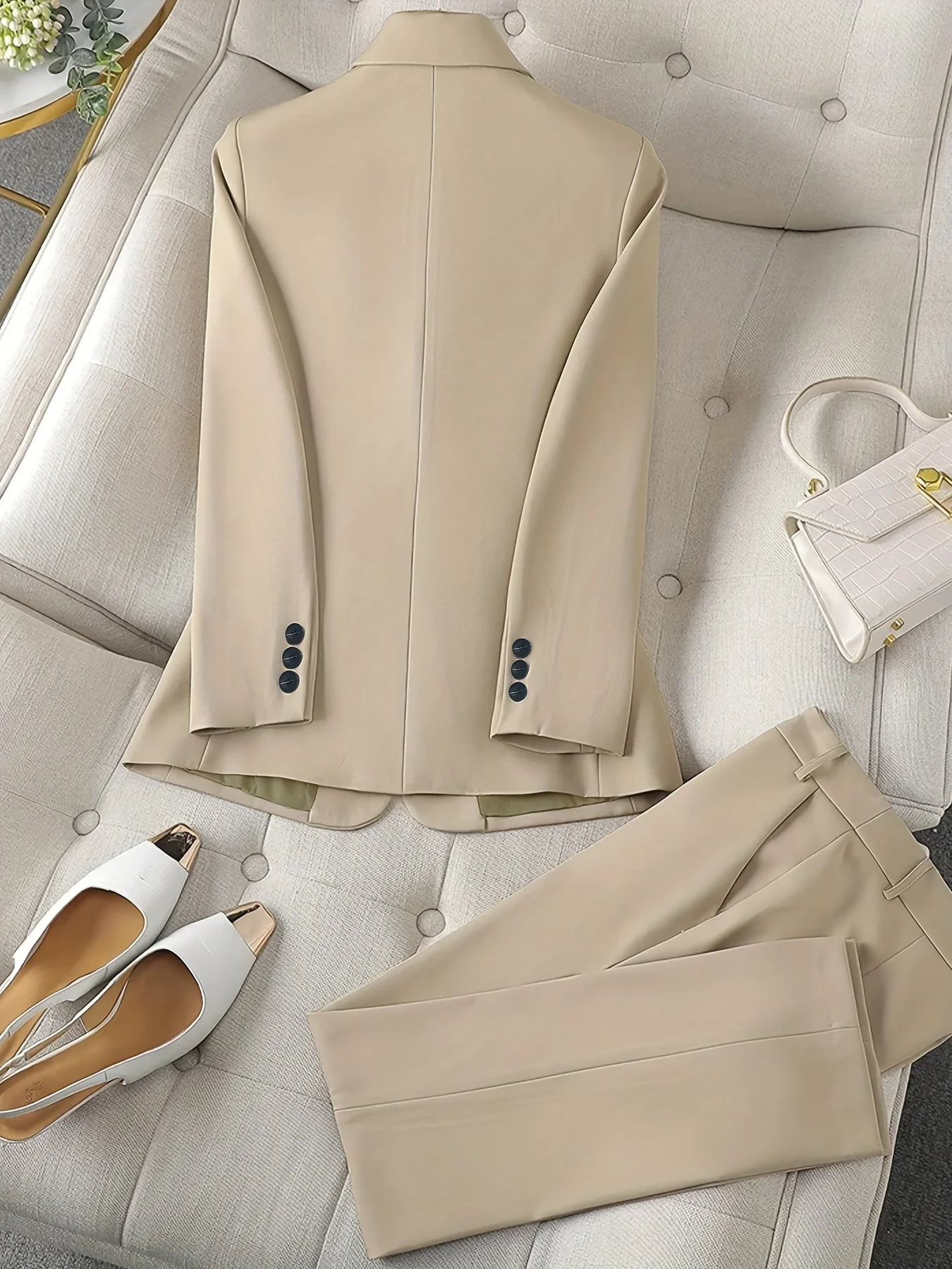 Klassischer Damenblazer mit Reverskragen - Zeitlos und elegant - F��r jede Saison