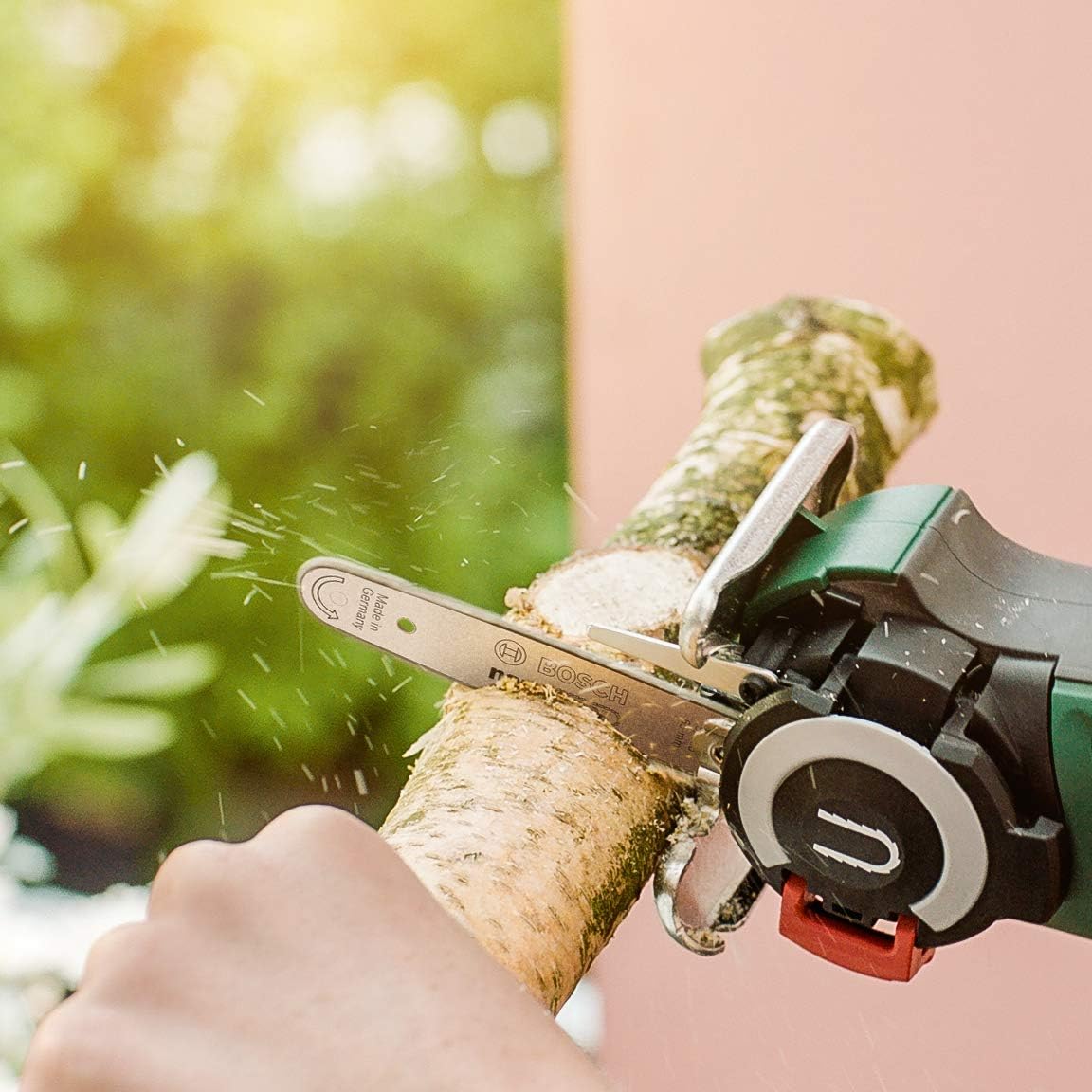 Akku Säge EasyCut 12 (1 Akku, 12 Volt System, NanoBlade Technologie, im Koffer) + Sägeblatt NanoBlade (für Holz du synthetische Materialien)