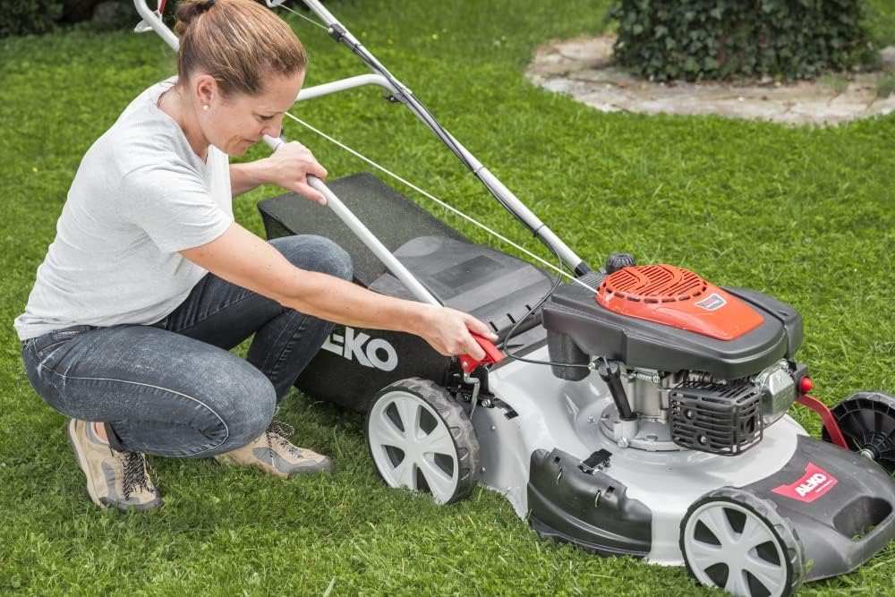 AL-KO Benzin-Rasenmäher Easy 5.10 SP-S (51 cm Schnittbreite, 2.3 kW Motorleistung, zentrale Schnitthöhenverstellung, Robustes Stahlblechgehäuse, mit Hinterrad-Antrieb, für Rasenflächen bis 1800 m²)