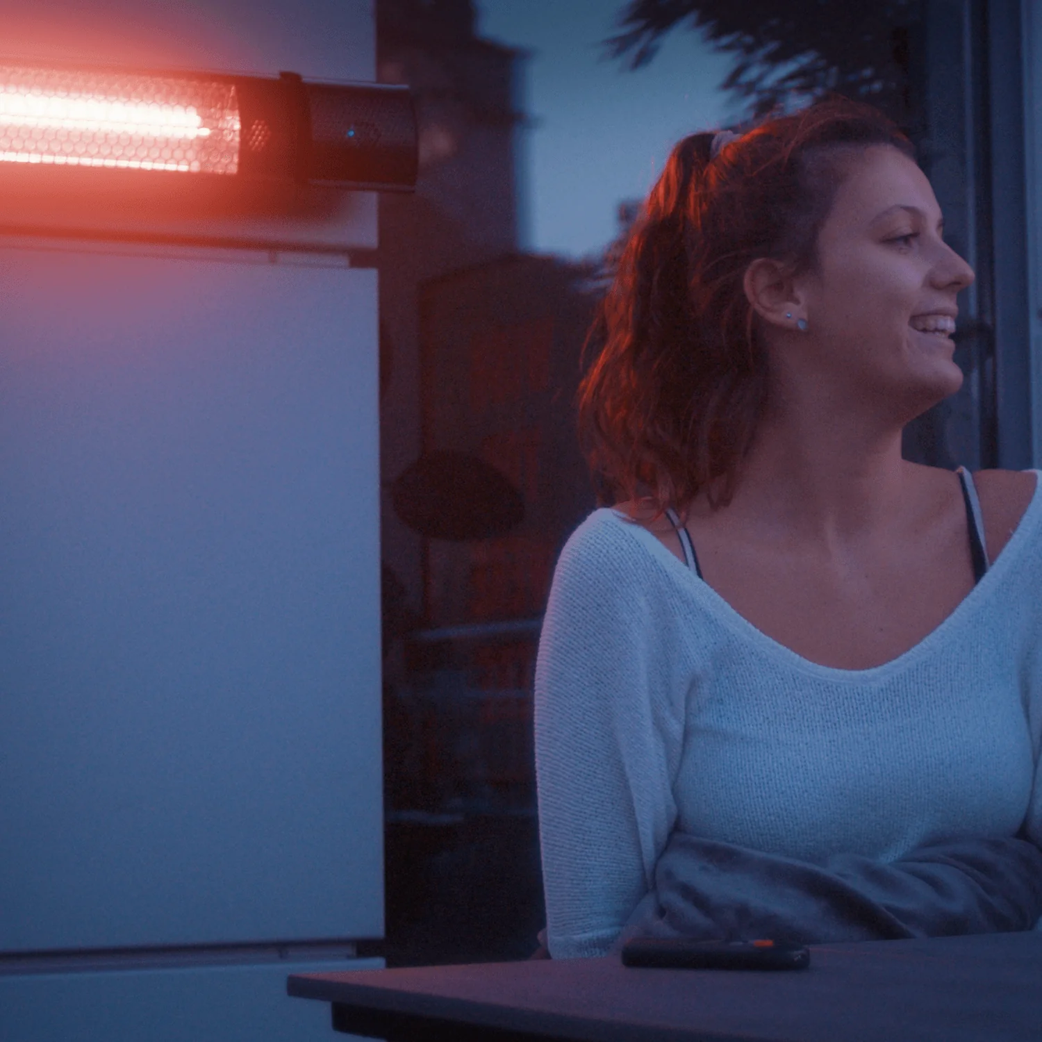 Muurbevestigde Infrarood Terrasverwarmer met Afstandsbediening en 2 Warmtestanden
