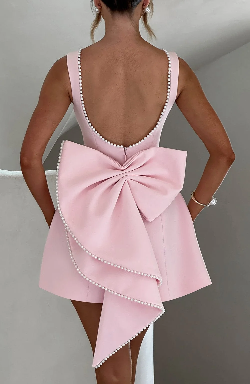 Damen Cocktailkleid Mini | Festliches A-Linien Kleid mit gro?er Schleife und Perlenbesatz | ?rmelloses kurzes Partykleid