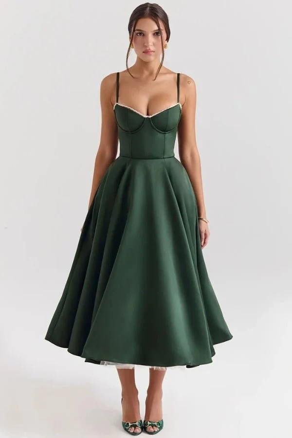Elegantes Satin-Abendkleid mit T��ll