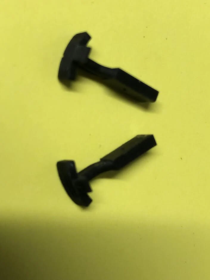 009 Hook Couplings for Kato 11-105 (OO9) - Four Pairs