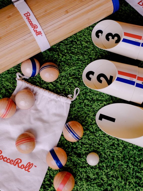 2025 BocceRoll? �C Ontdek je nieuwe favoriete tuinspel! Het combineert de voordelen van de populaire arcadespellen boccia en zakgooien tot een verslavend, draagbaar tuinspel.