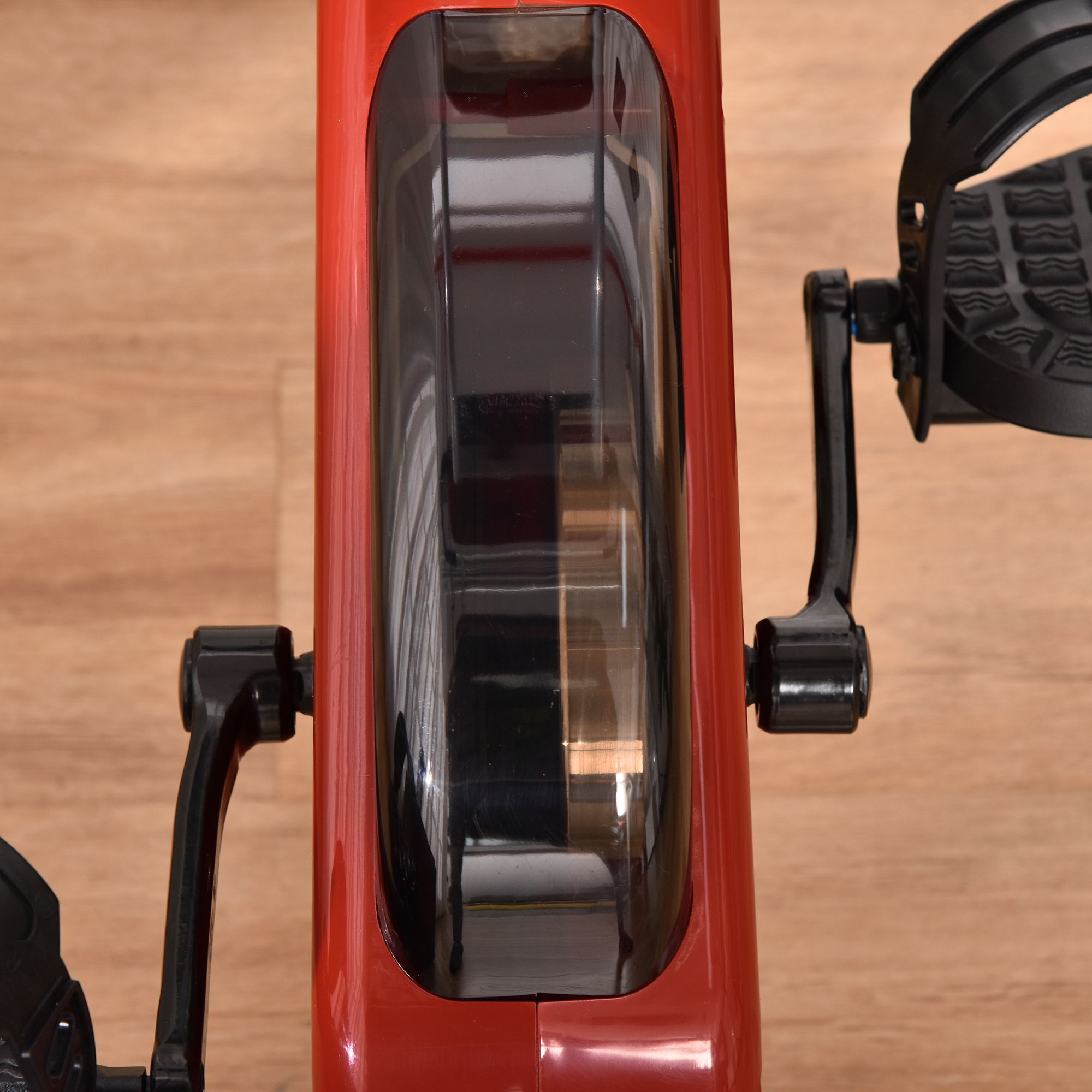 Hometrainer, fietstrainer, trainingsfiets met in 8 niveaus instelbare magnetische weerstand, staal, wit, 43 x 97 x 109 cm