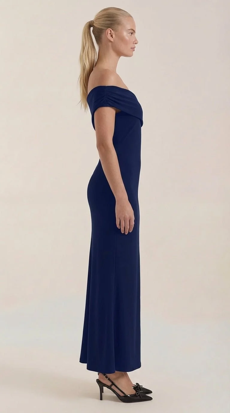 One-Shoulder-Maxikleid