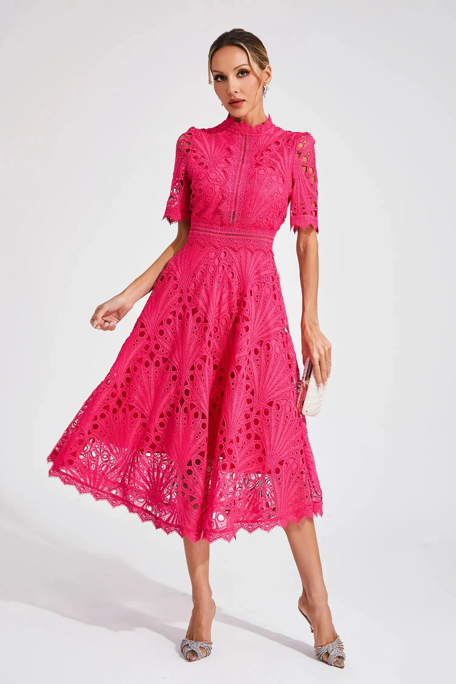 Hochgeschlossenes Guipure-Spitzenkleid in A-Linie | Elegantes Midi-Kleid mit kurzen ?rmeln f��r festliche Anl?sse