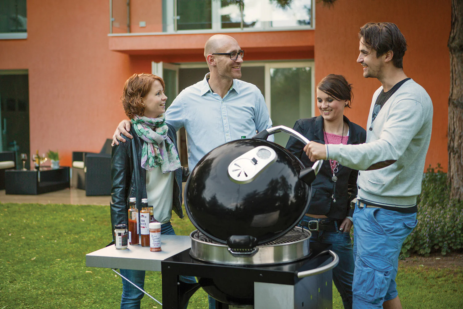 Napoleon Houtskool Kogelgrill (57 cm) op Kar