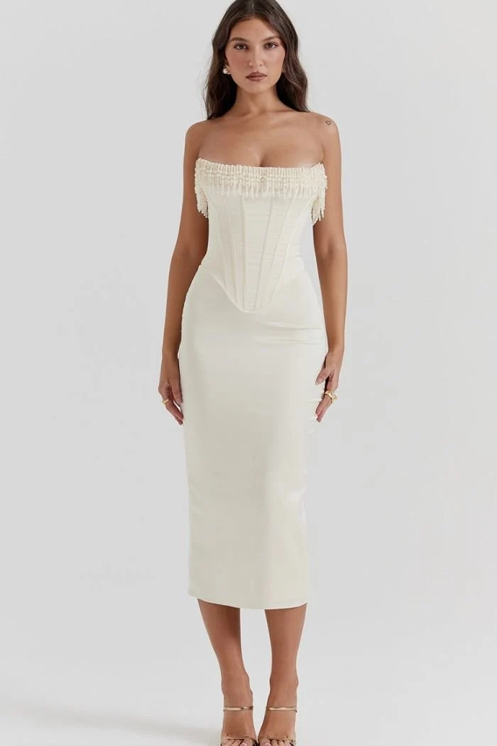 Elegantes tr?gerloses Kleid