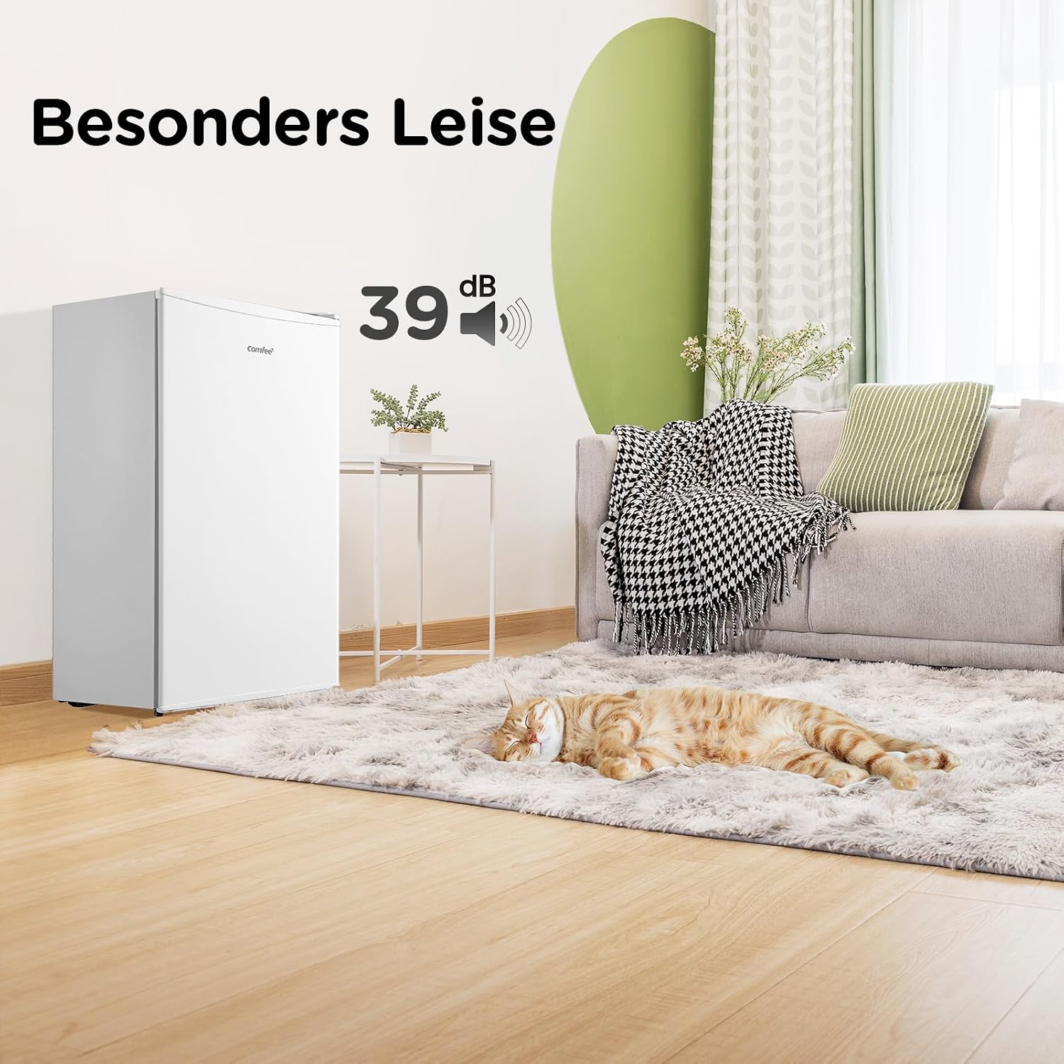 Comfee RCD80WH3(E) Kühlschrank mit Gefrierfach, 80L Kleiner Kühlschrank, Obst- und Gemüsefach, 84.5 cm Höhe, 47.5 cm Breite, 110 kWh pro Jahr, Einstellbare Temperaturregelung, verstellbare Füße, weiß