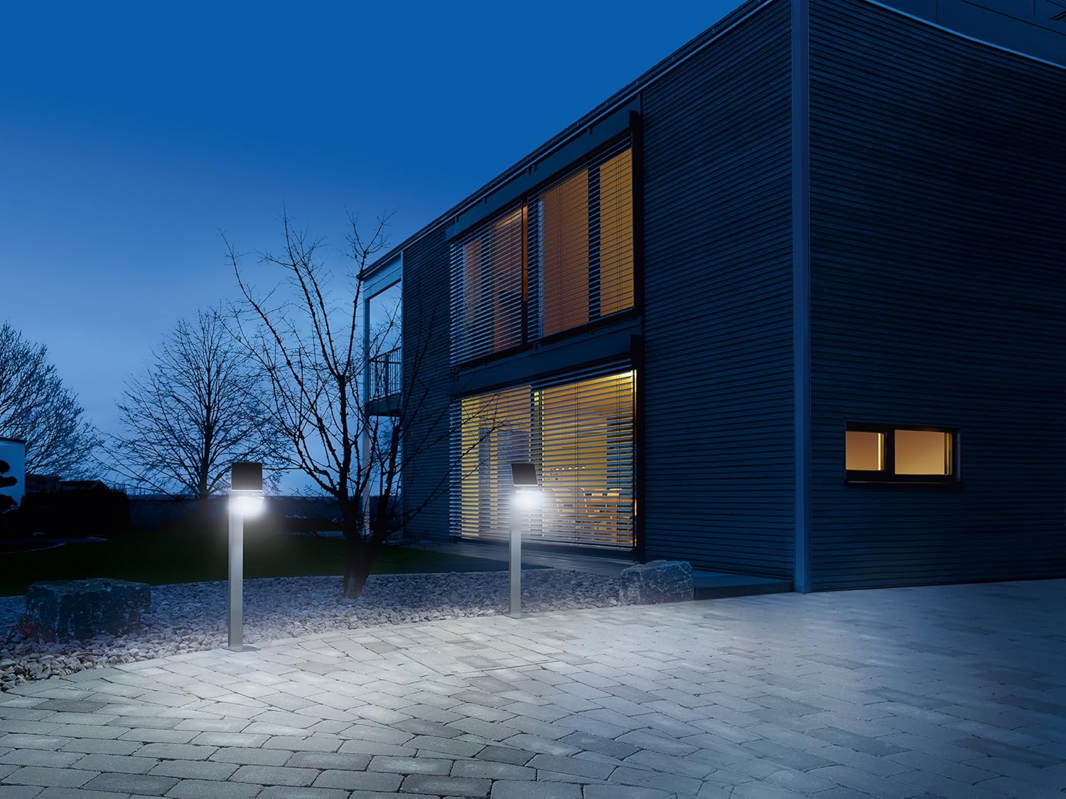 Steinel LED Solarleuchte XSolar GL-S silber, höhenverstellbar, 150 lm, 140° Bewegungsmelder, 5 m Reichweite, Grundlicht
