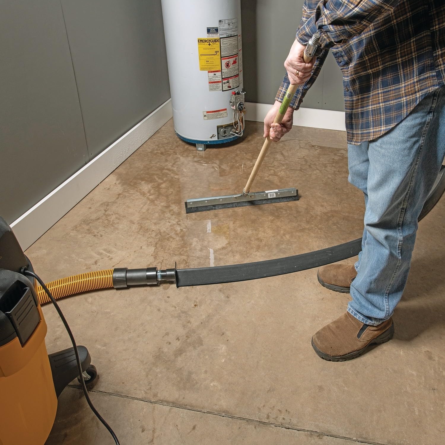 PIG Water Vacuum Barrier for Basement Flooding and Pressure Washing Indoor Spaces | Used with Wet/Dry Vacuum | Portable Water Removal | 4" W x 6’ L x 2.25" H | PM50805
