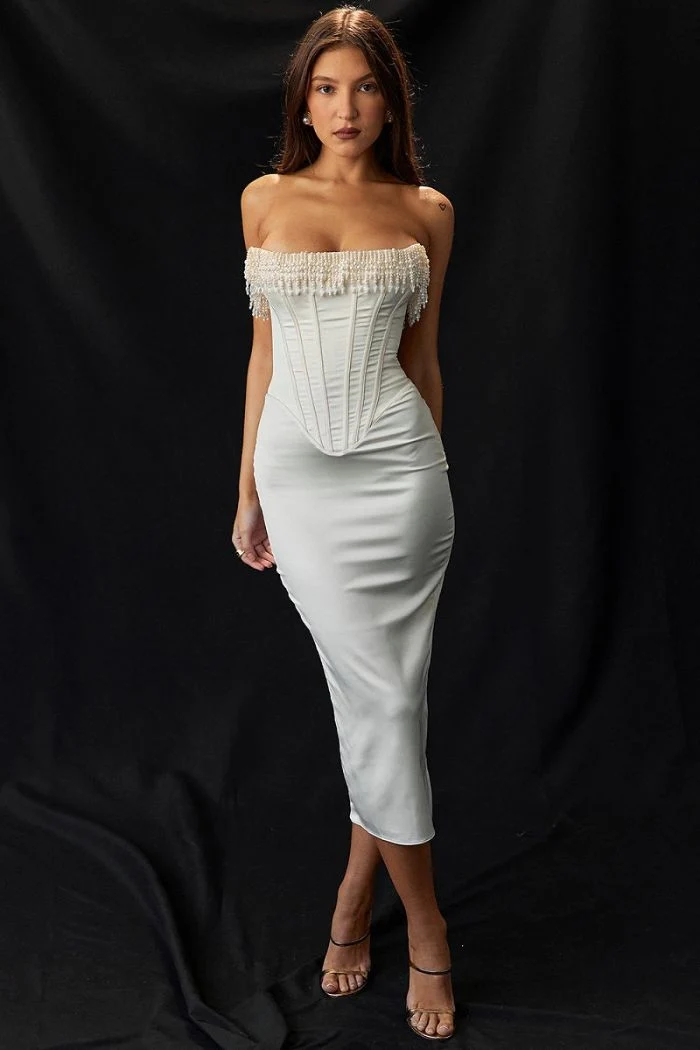 Elegantes tr?gerloses Kleid