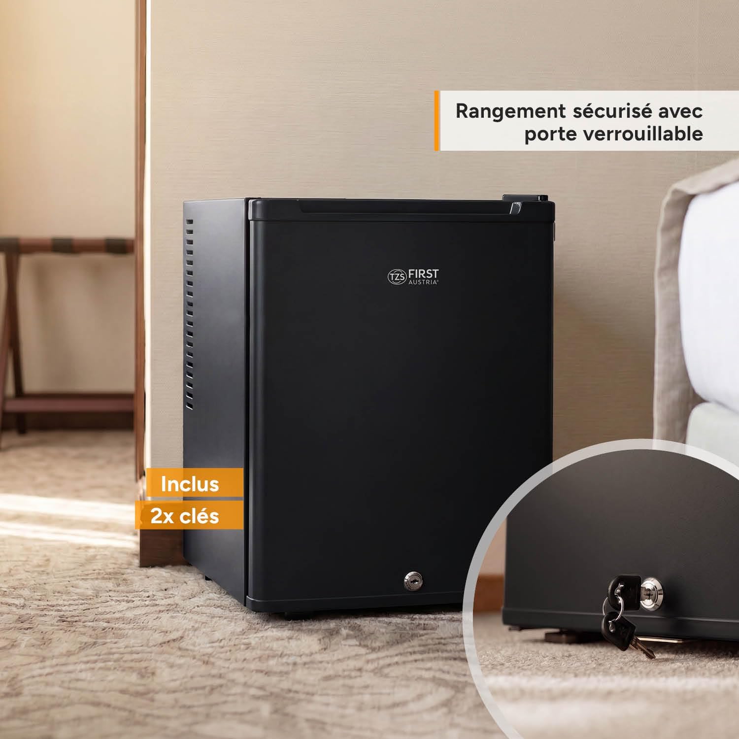 TZS First Austria - Mini réfrigérateur 40L silencieux - Petit mini-frigo avec porte réversible et lumière intérieure - Minibar pour camping, bureau, chambre & hôtel - Noir mat