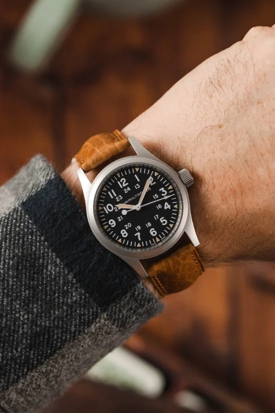 Hirsch CAMELGRAIN No Allergy Leather Watch Strap in HONEY