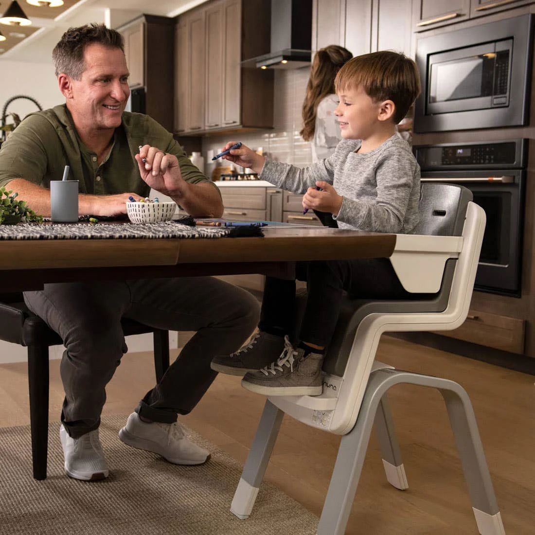 Hoogstoel Nuna ZAAZ met MagneTech Secure Snap