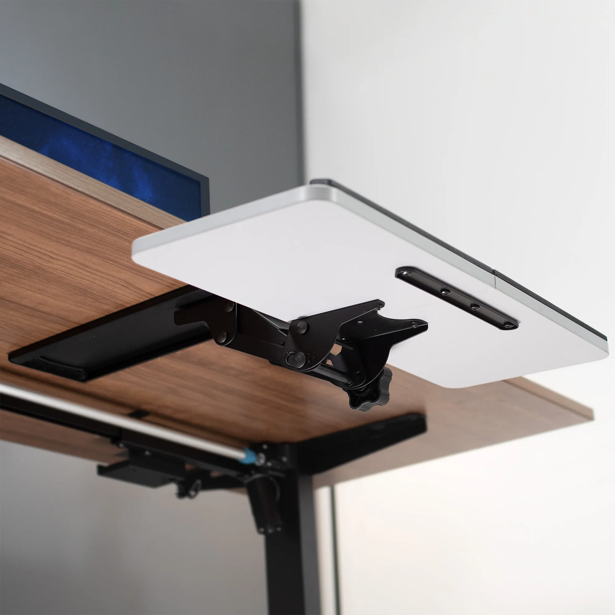 Zilveren Toetsenbordlade Onder het Bureau