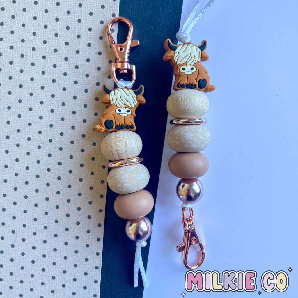 Highland Cow Beaded Keychain