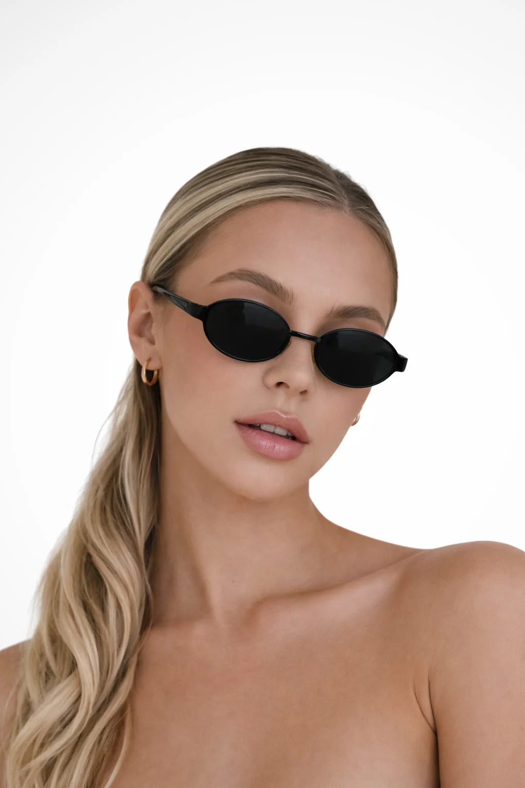 Damen Sonnenbrille Oval mit schmalem Metallgestell | Leichte Retro-Sonnenbrille mit dunklen Gl?sern f��r Alltag & Freizeit
