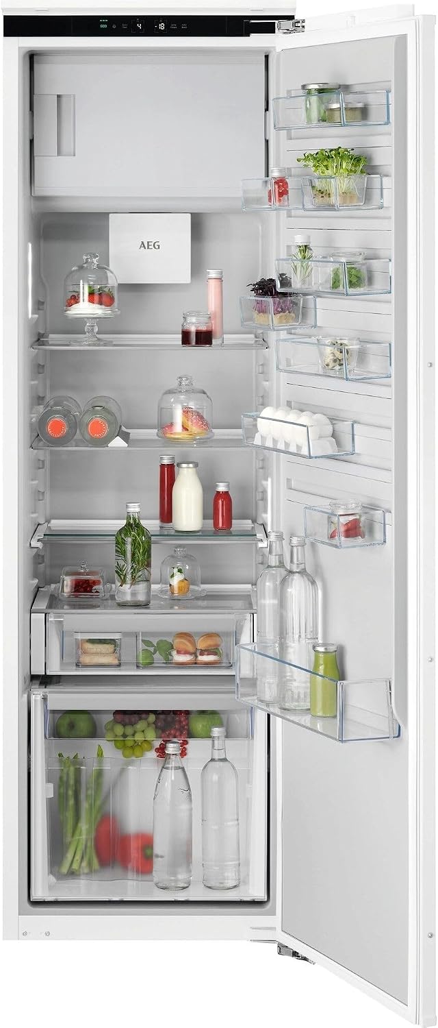 AEG Einbau-Kühlschrank 178cm mit 4-Sterne-Gefrierfach, Serie 6000 DynamicAir: gleichmäßige Kälteverteilung auf allen Ebenen, Kühlen 261L, Gefrieren 22L, SoftClosing, LCD-Display, Festtür, TF6FS181DC