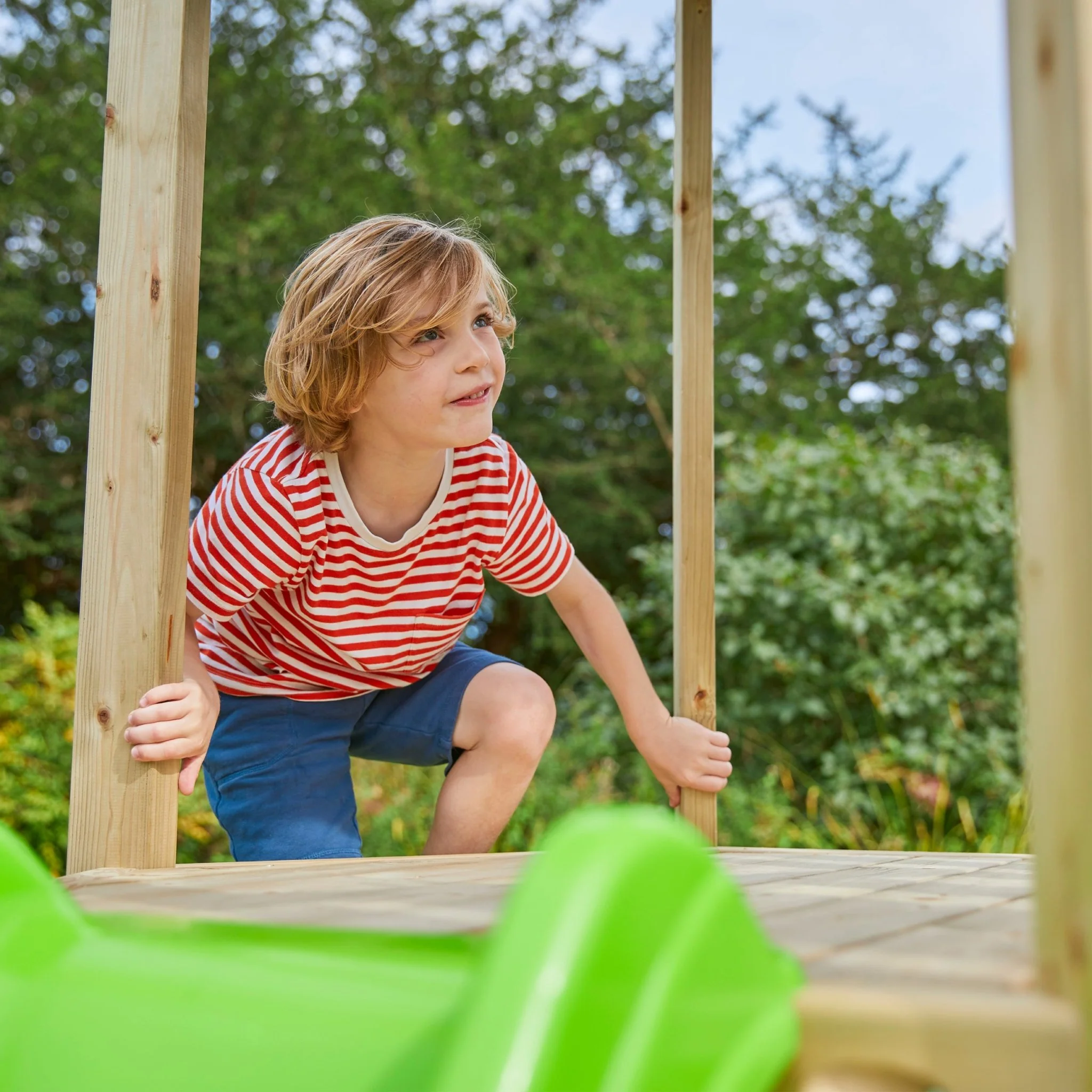 TP Castlewood Ludlow Houten Klimrek met Enkele Schommel en Glijbaan ?C FSC? gecertificeerd