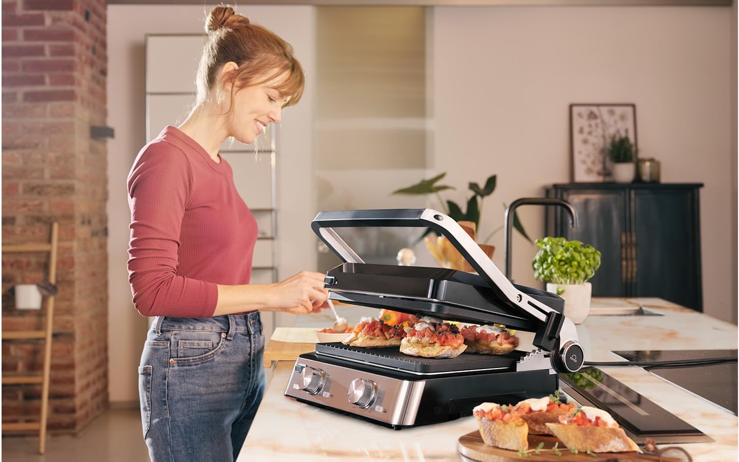 Braun MultiGrill 9 CG 9047 Kontaktgrill mit Grill-, Flach- und Waffelplatten, Grillpositionen: Kontakt, BBQ, Ofen, Spülmaschinenfeste Platten, Fettauffangschale, 230° Höchsttemperatur, Boost-Funktion