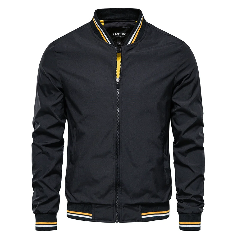 L?ssige winddichte Herrenjacke mit Stehkragen