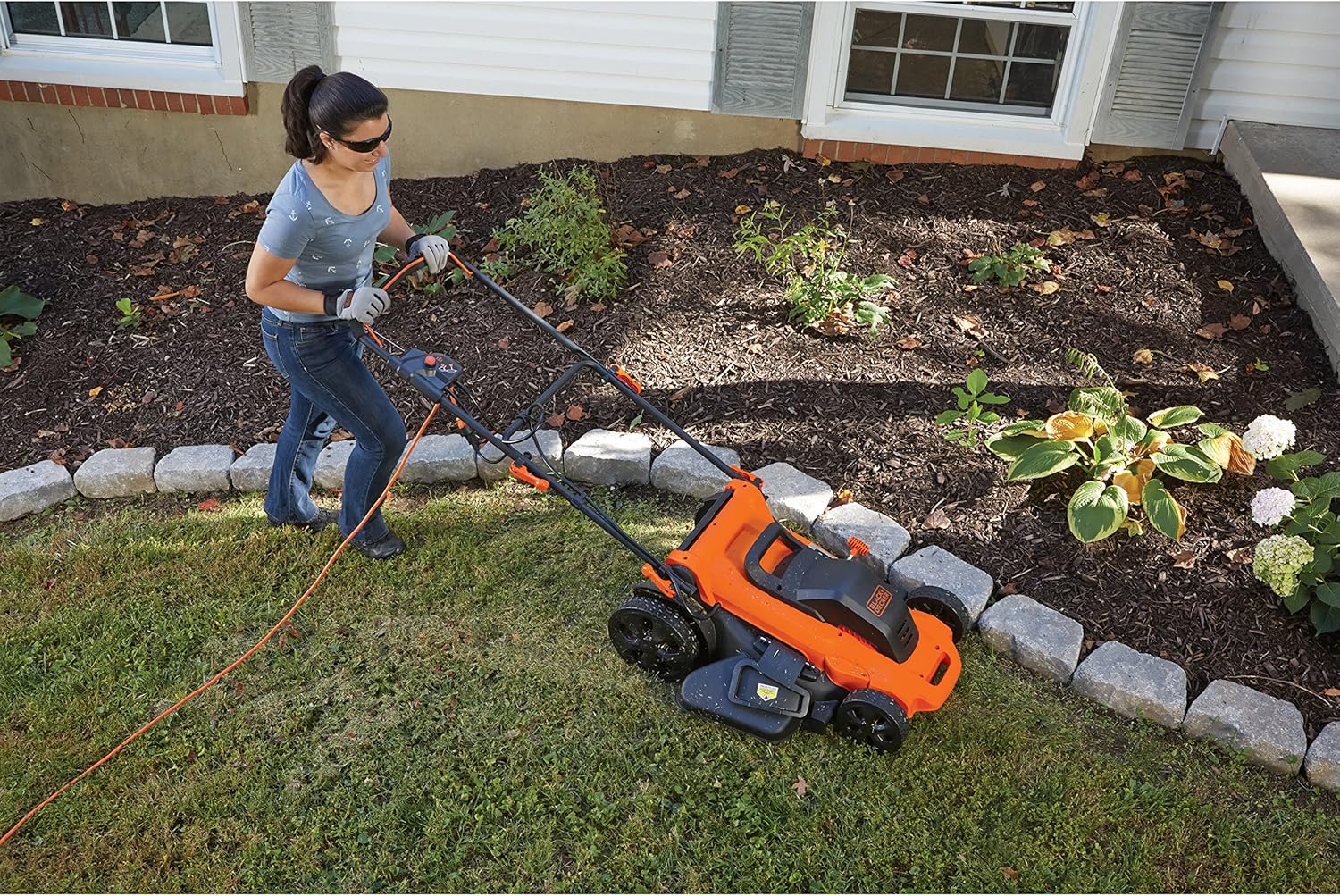 Black+Decker 2000 W 3-in-1 Elektro-Rasenmäher, 48 cm Schnittbreite, 50 L Grasfangbehälter, 1 Stück, LM2000