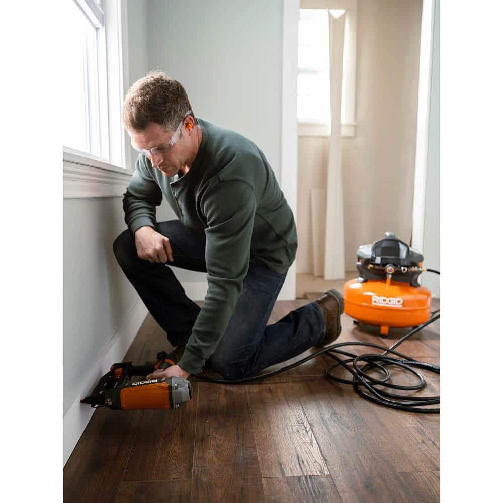 6 Gal. Portable Electric Pancake Air Compressor w/ 18GA Brad Nailer. 16GA Straight Finish Nailer. & 18GA Finish Stapler R69603FK