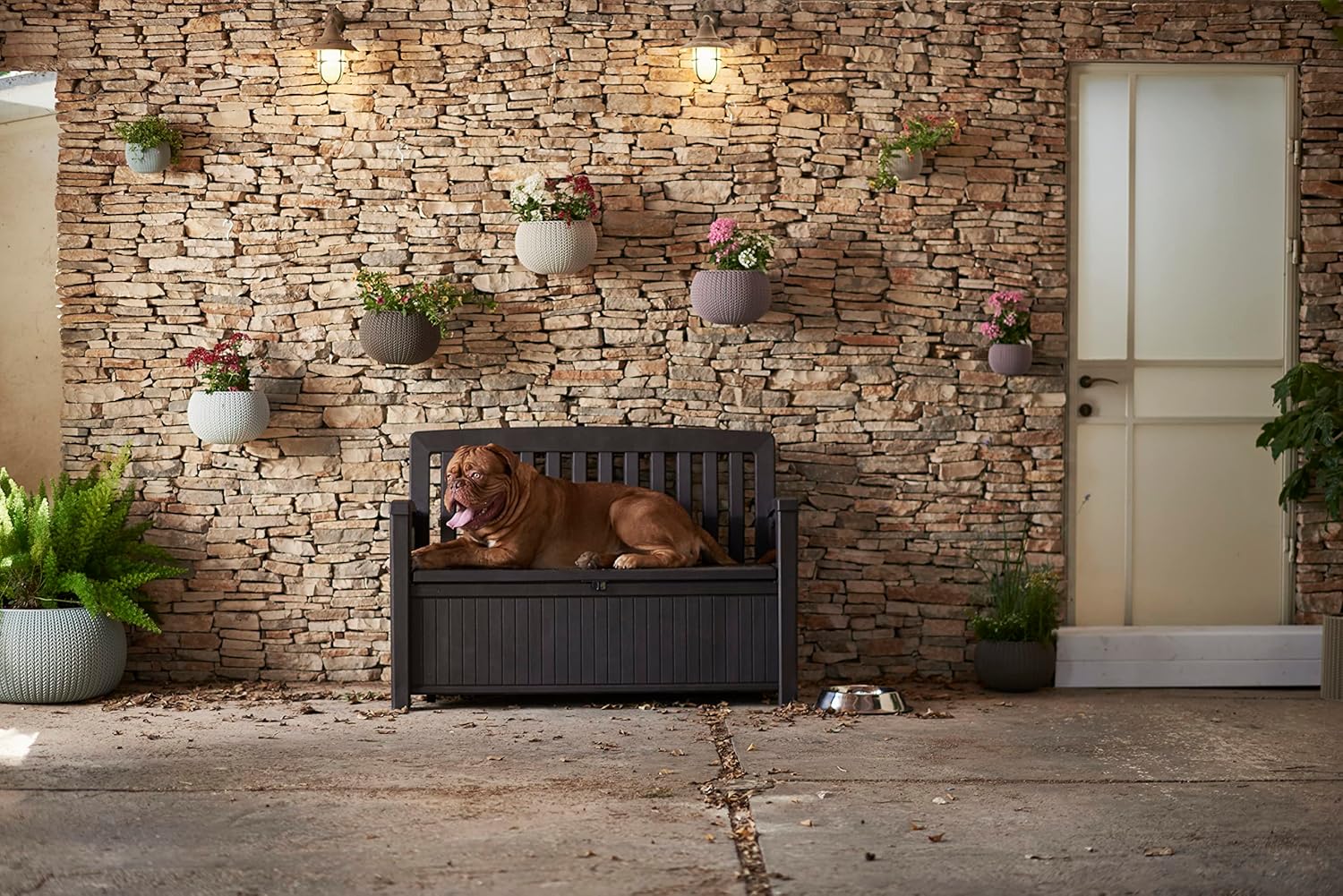 Keter Kissenbox, regenfest, Gartenkissenbox Patio Bank, Espresso braun, 138,6 x 63,5 x 88 cm, 227 L, Kissenbox wetterfest