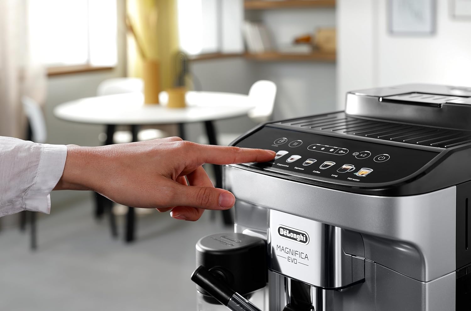 De'Longhi Magnifica Evo Next ECAM312.80.TB, Kaffeevollautomat mit 13 Getränken (Cappuccino, Espresso, Latte Macchiato), 2,4'' TFT Farbdisplay, LatteCrema Milchsystem, 2-Tassen-Funktion, Titan